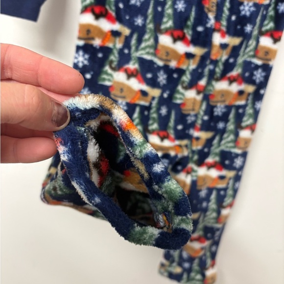 Vineyard Vines Holiday Fleece Sleeper 12-18 Months - Picture 3 of 5